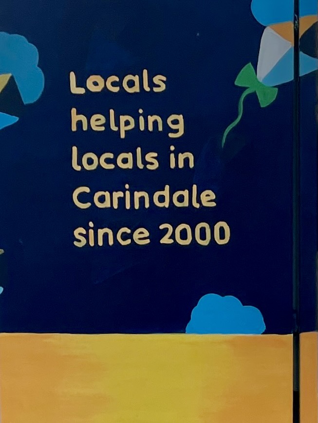 B0635_Tracey-Pearce-Sampson-with-Rotary-Club-Carindale_Locals-Helping-Locals.-21-Years-of-Rotary-Carindale_04