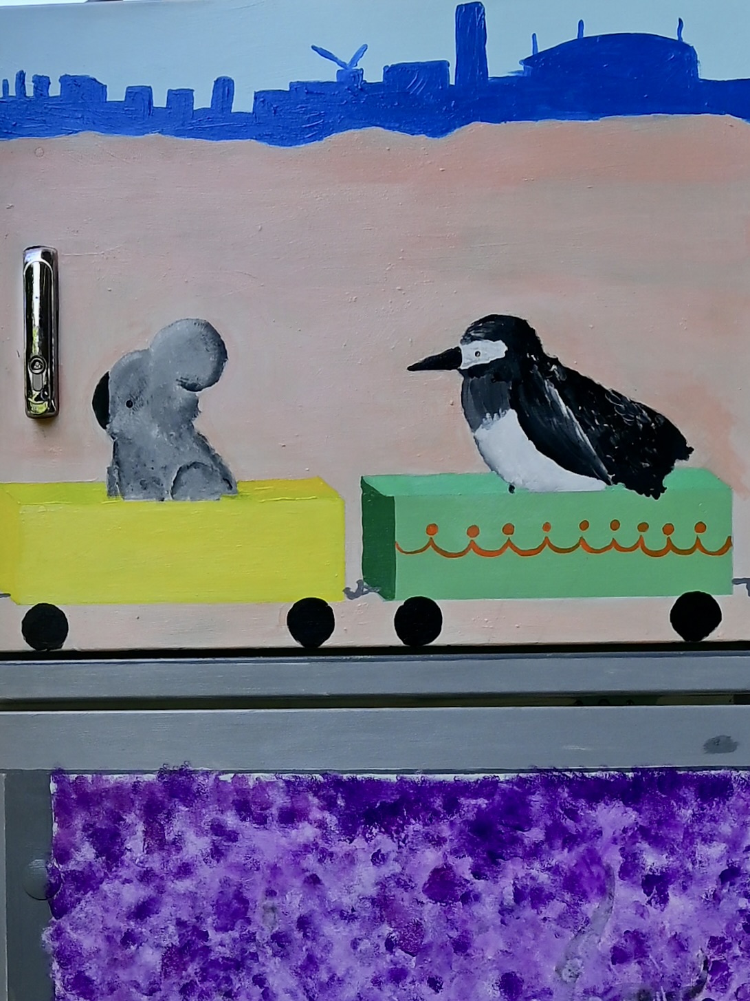 B0864_Matisse-Raphael-&-Aya-Stronach_Purple-Rain-On-The-Animal-Train_08
