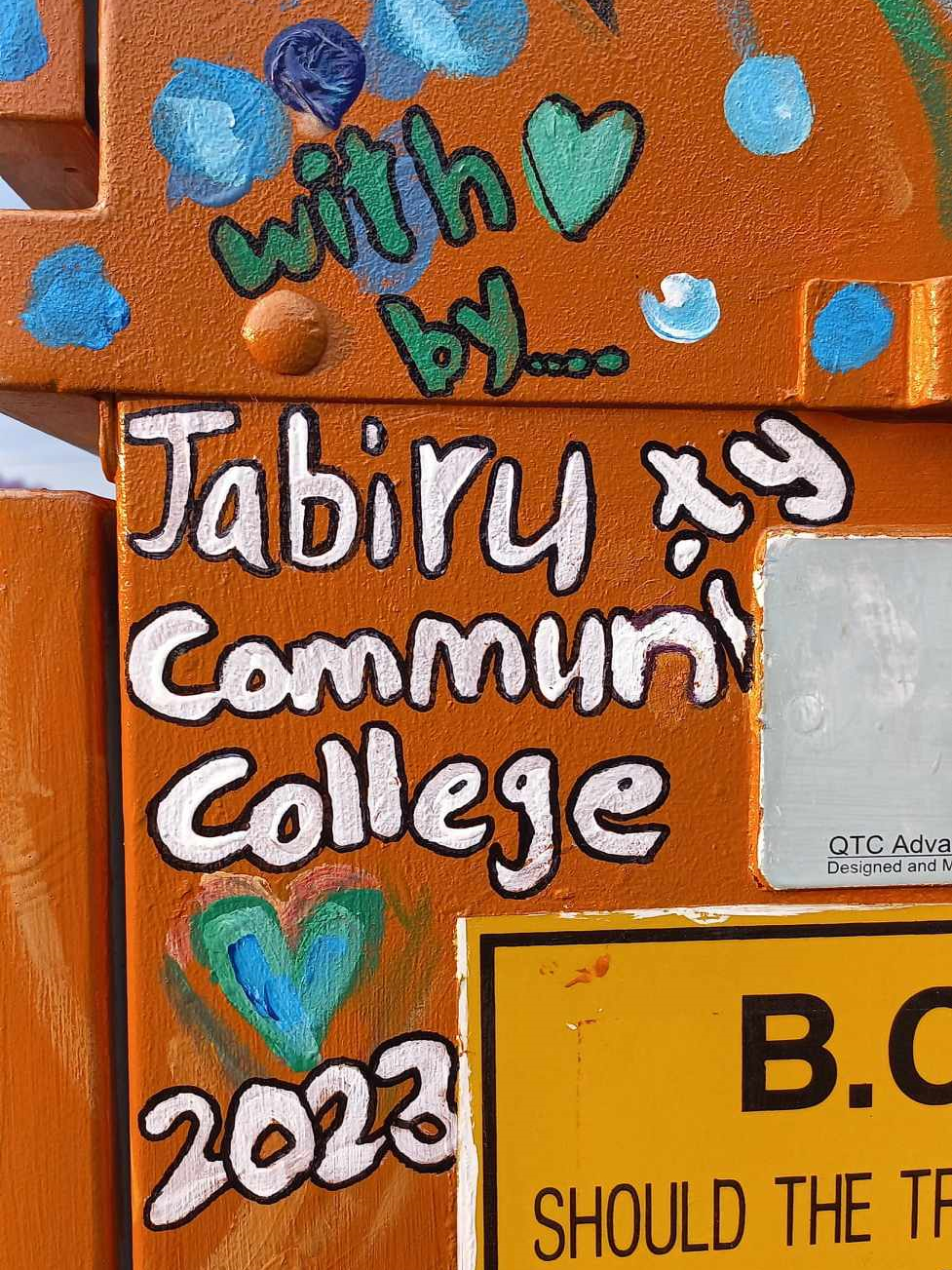 AB-B0106-Jabiru_Community_College_Robin_Taubenfeld_&_Students-Young_Blak_and_Proud-08A