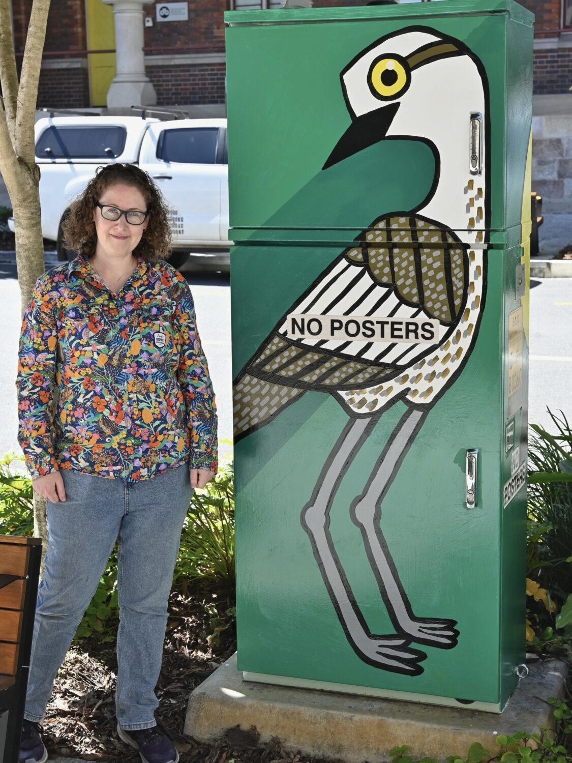 AB-B0360-Jesse_Irwin-Hinking_and_Screaming-11