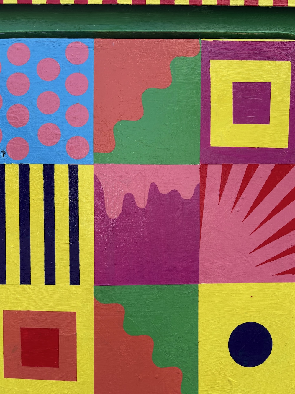 AB-B0068_&_adjacent_MUX-Kirsty_Fate_&_her_Art_&_Craft_Club_Families-Not_Perfect_but_Wonderful-AB-13