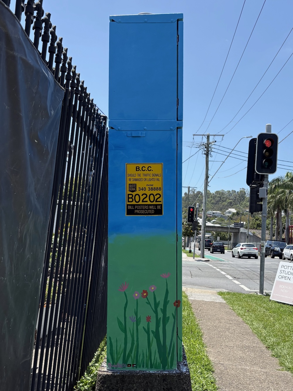 AB-B0202-Quintessa_Denniz-The_Earth_is_worth_fighting_for-AB-03