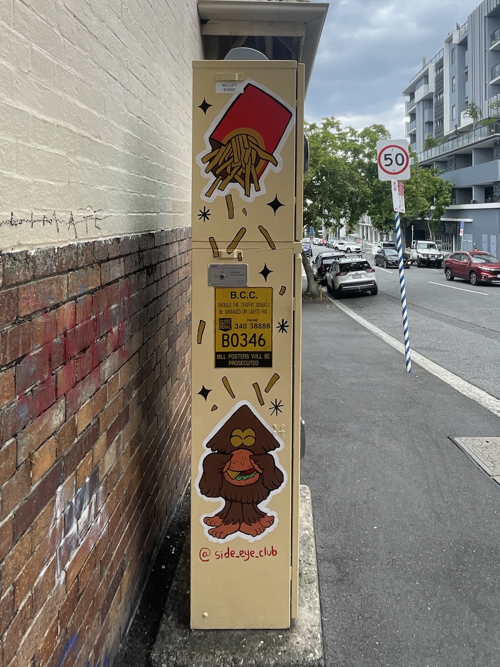 AB-Kat_Derrick_Nick_Rees_&_Supporters-Bin_Chicken_Battle-03