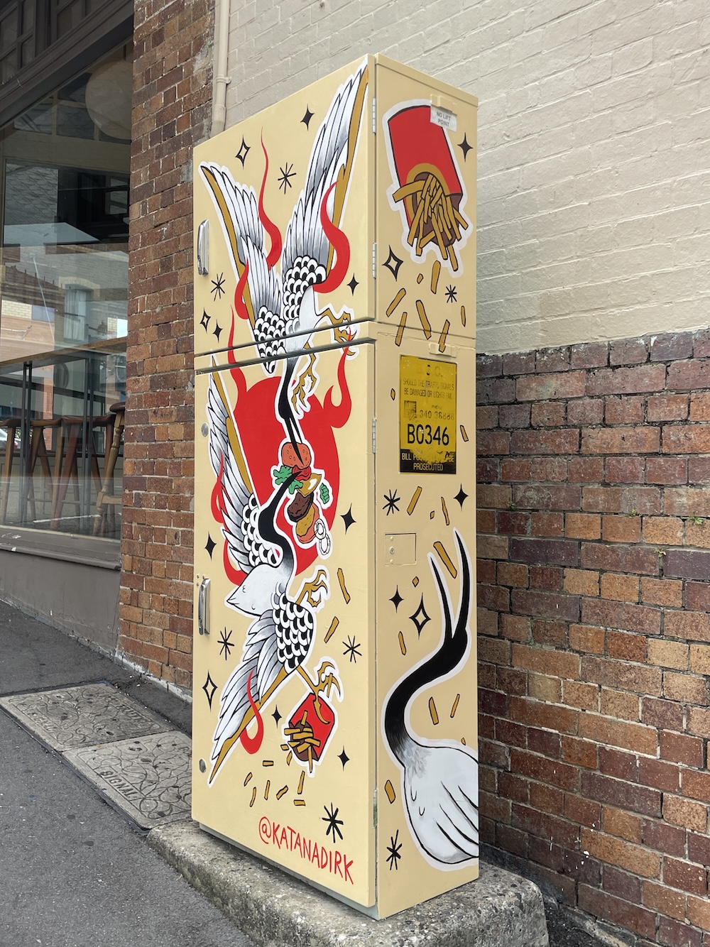 AB-Kat_Derrick_Nick_Rees_&_Supporters-Bin_Chicken_Battle-04