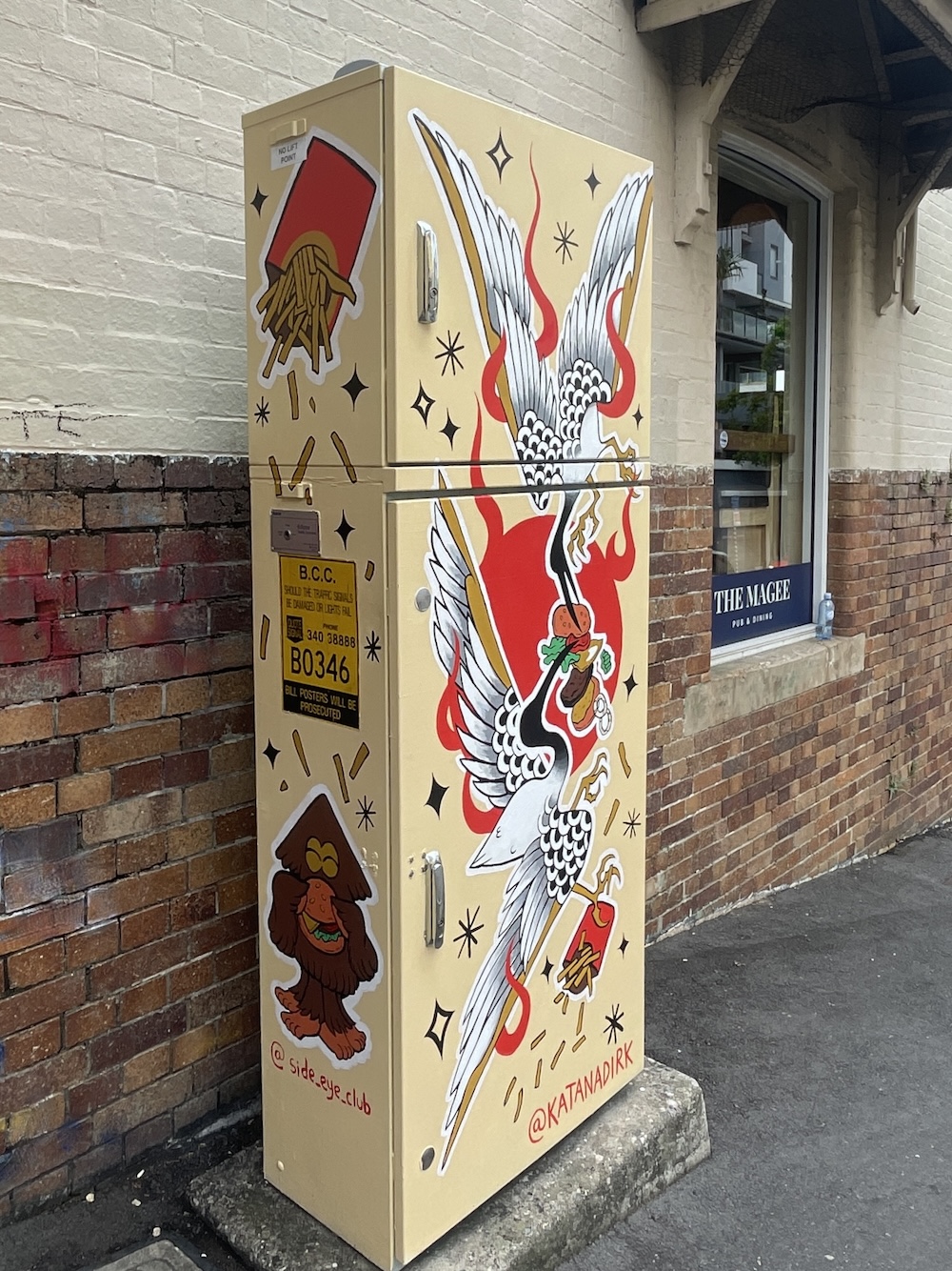 AB-Kat_Derrick_Nick_Rees_&_Supporters-Bin_Chicken_Battle-05