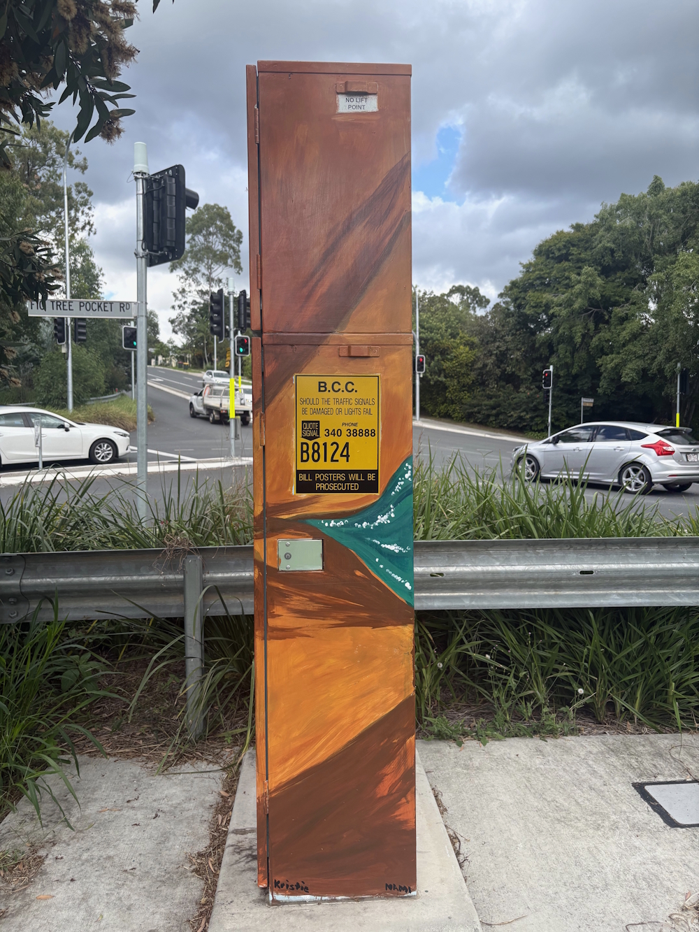 AB-B8124-Kelly_Simon-By_the_rock_pools-03