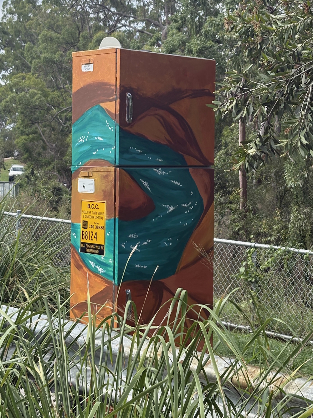 AB-B8124-Kelly_Simon-By_the_rock_pools-04