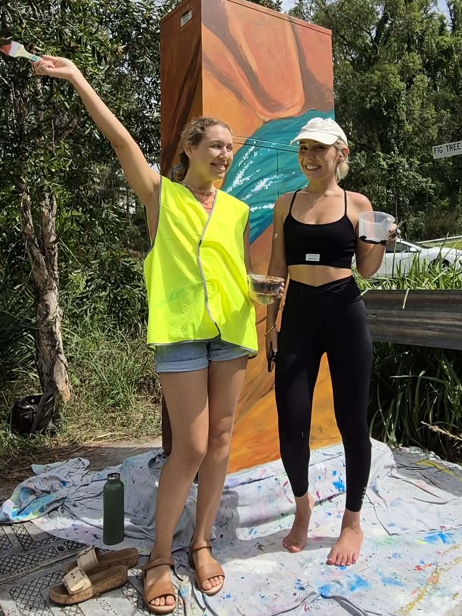 AB-B8124-Kelly_Simon-By_the_rock_pools-10