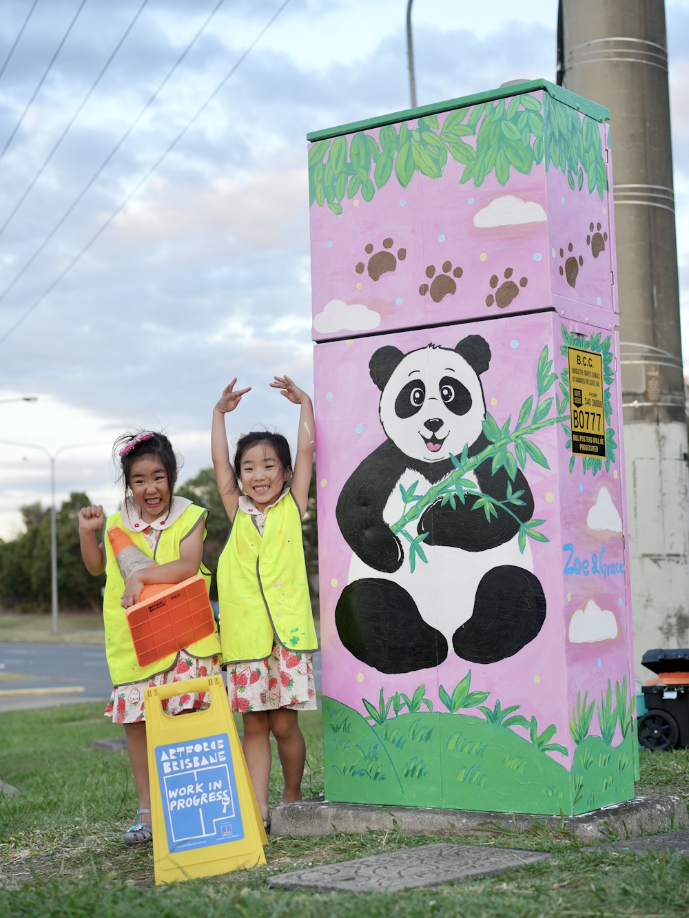 AB-B0777-Grace_&_Zoe_Song-Koala_and_Panda's_Happy_Home-14